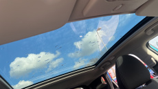 Nissan Qashqai 1.3 DiG-T N-Connecta 5dr [Glass Roof Pack] Petrol Hatchback